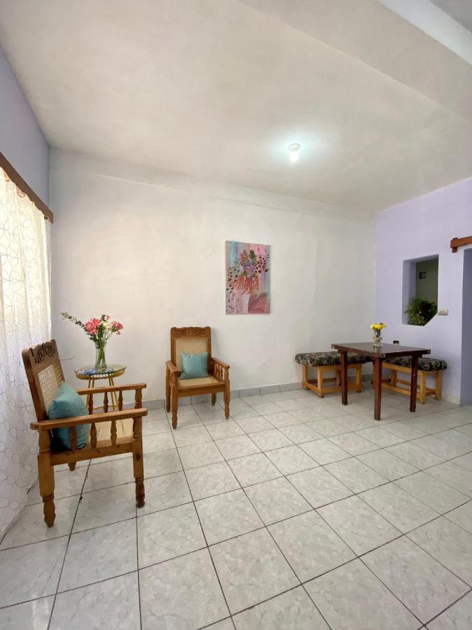 Amavi House Flores Exterior foto